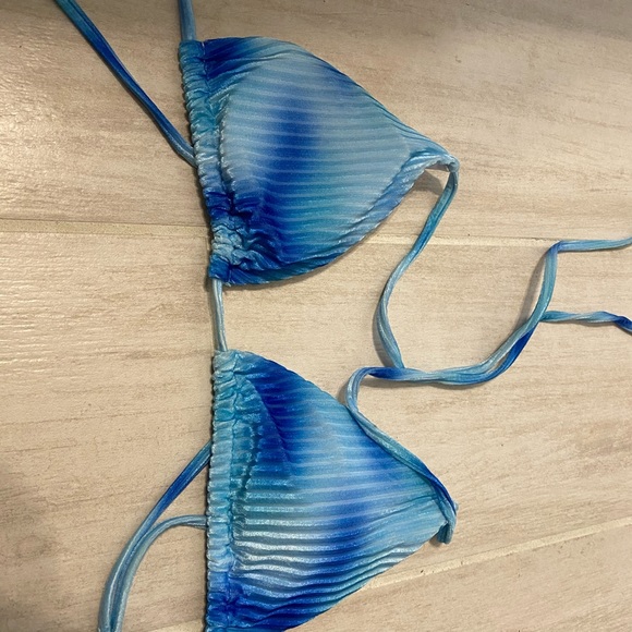 Bathing suit - Picture 3 of 6